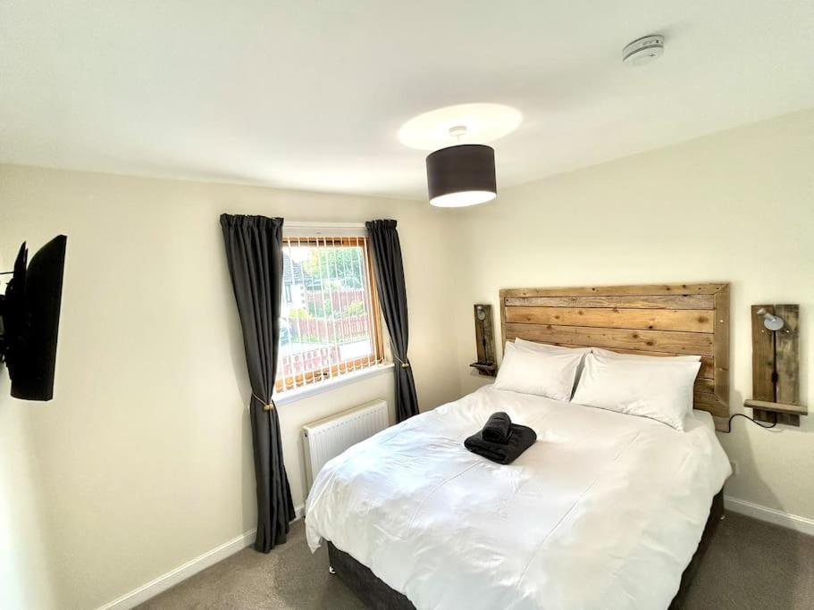 Cosy At Camden, Entire Bungalow Evanton Екстериор снимка